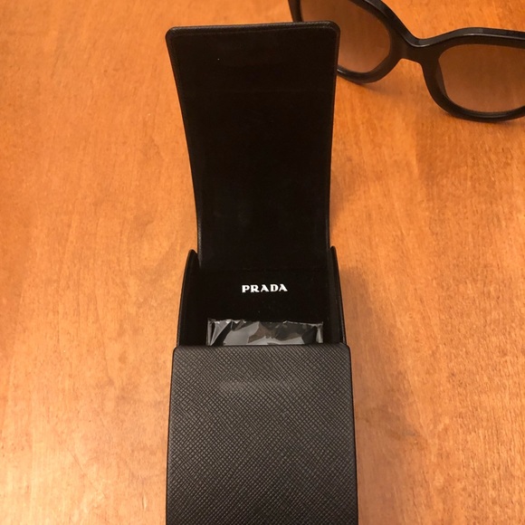 Prada Sunglasses - Picture 6 of 7